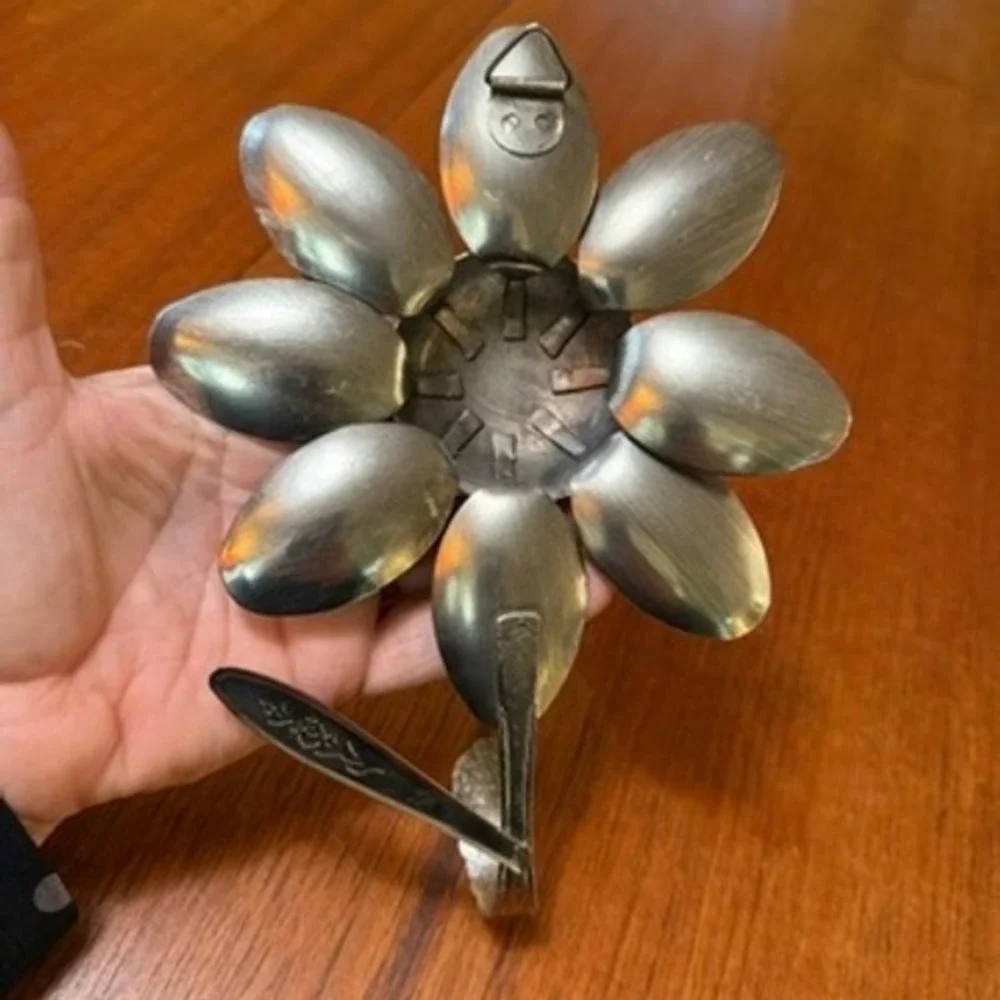 N/A handcrafted metal